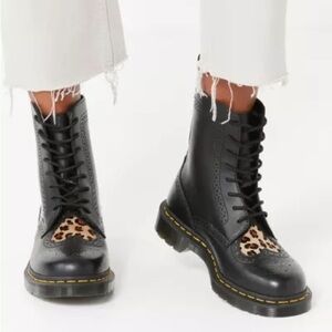 Dr Martens Bentley Heart 1460 boots